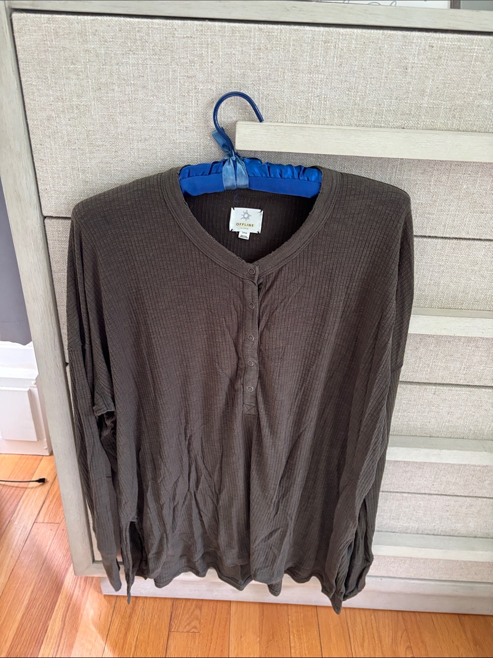 aerie Long Sleeve Henley Top in Olive Green